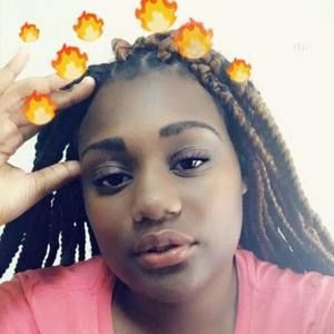 Meet your Posher, Marie